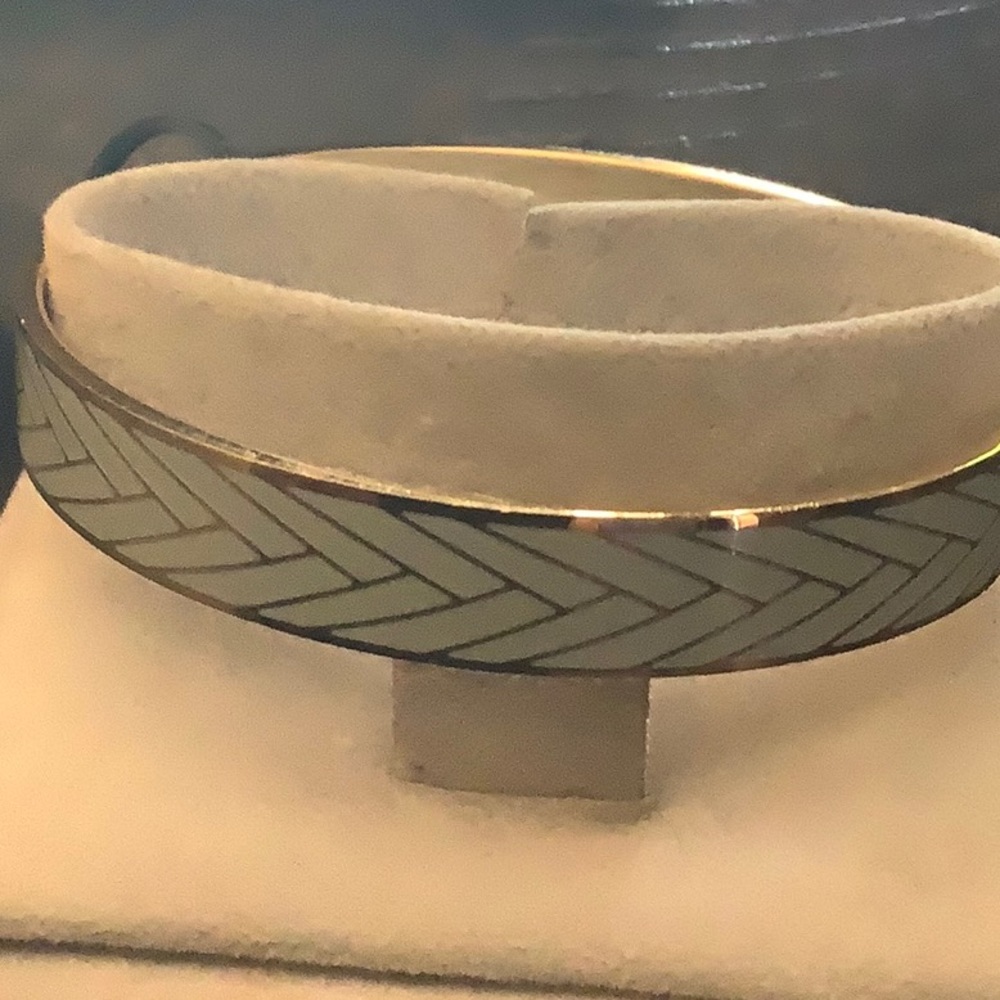 J. CREW gold tone bangle bracelet